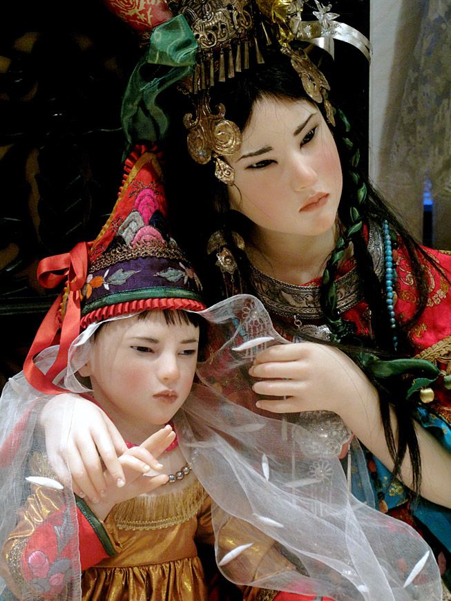 Madonna and Child_statue_asian figures with christ blessing