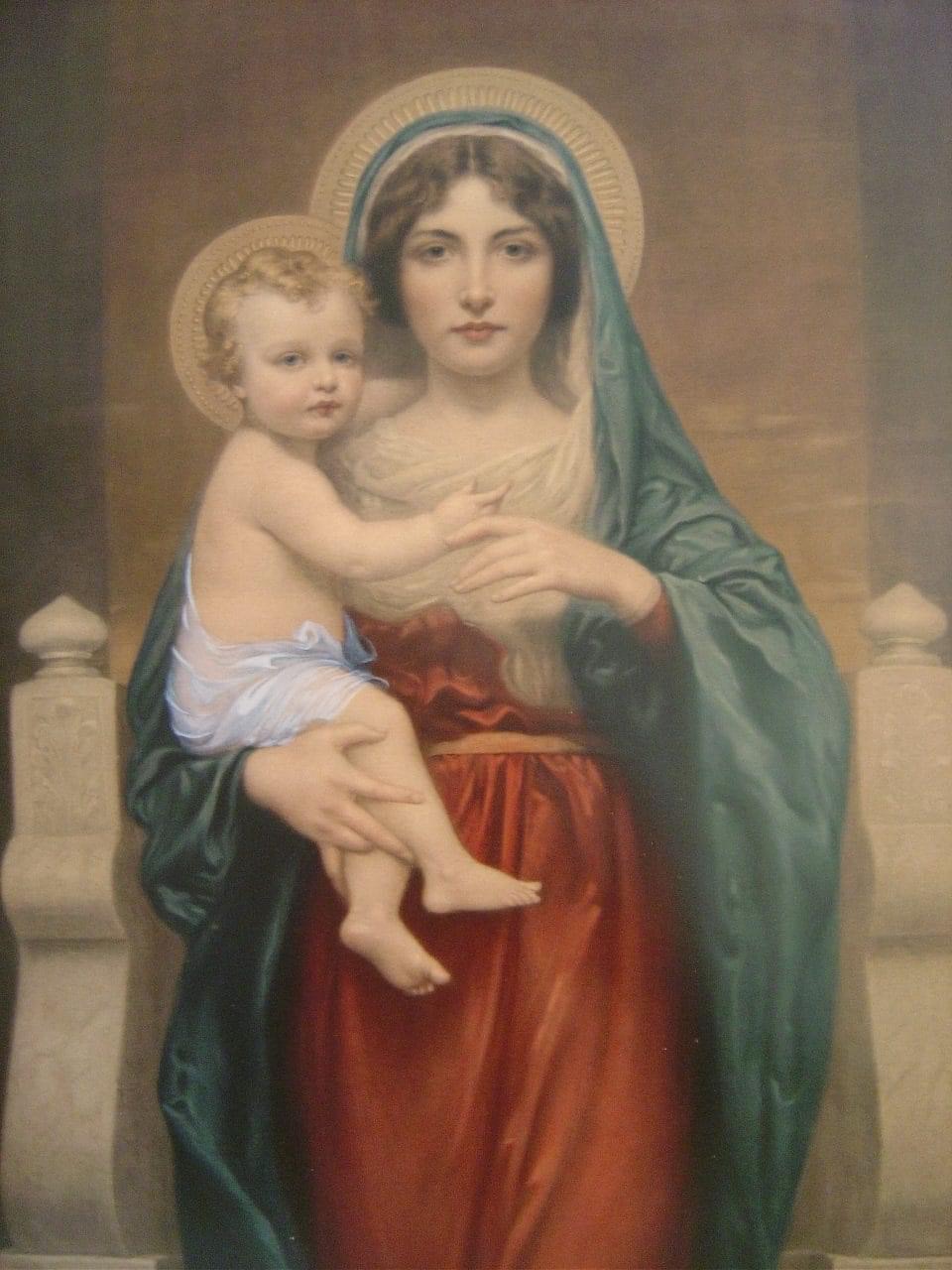 Madonna and Child_European with mother and child looking forward
