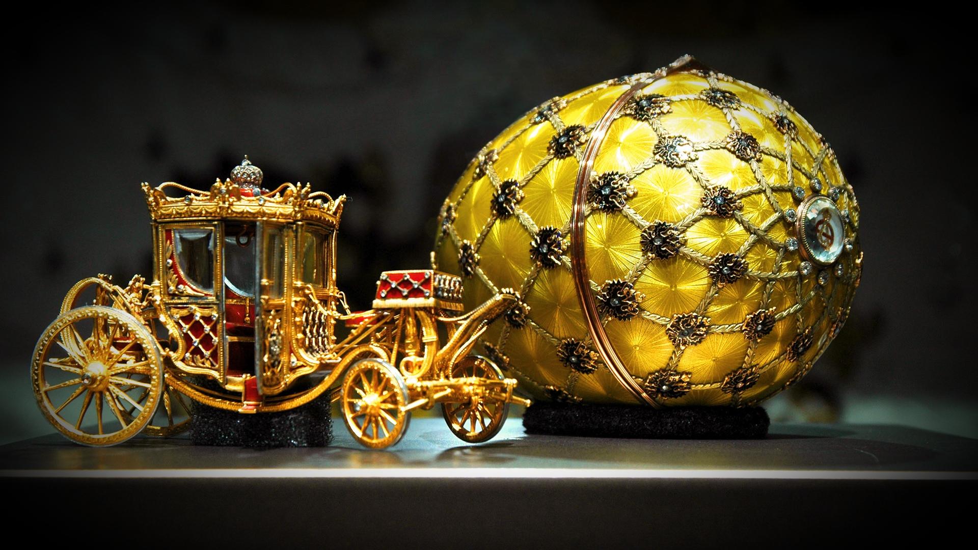Golden Faberge Coronation Egg with mini carriage
