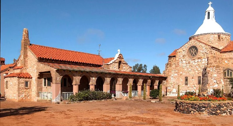Priesthouse_and_Church_OPT